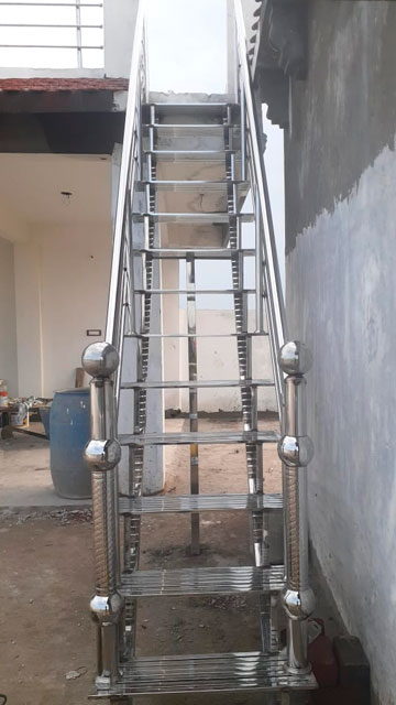 Maa Vaishno Steel And Glass Fabrication